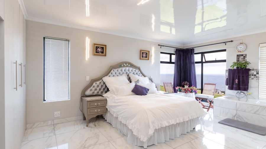 3 Bedroom Property for Sale in Le Grand Golf Estate Western Cape
